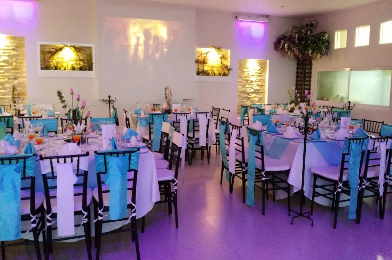 Party Hills Lounge — galería