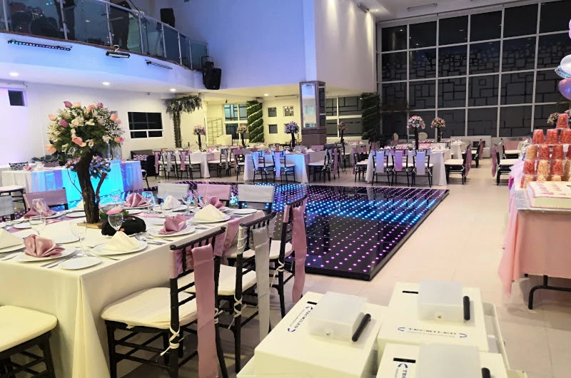 Party Hills Lounge — galería